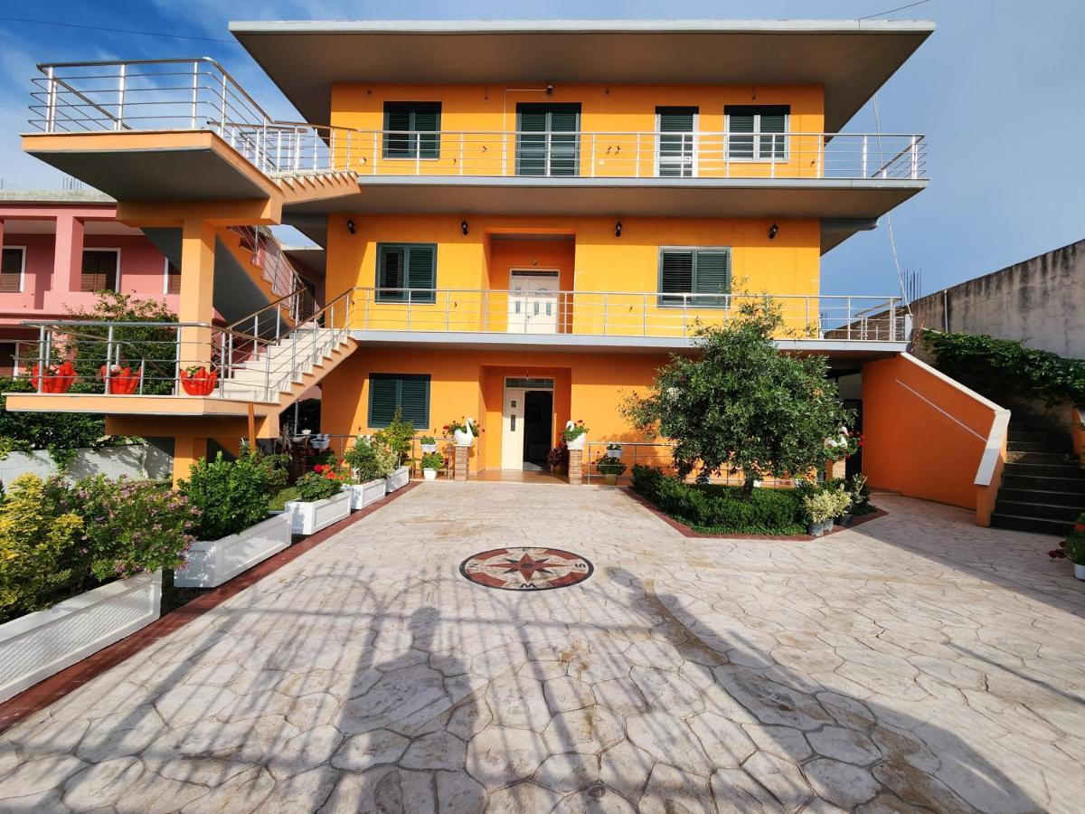 Villa Orange Vlore Exterior photo