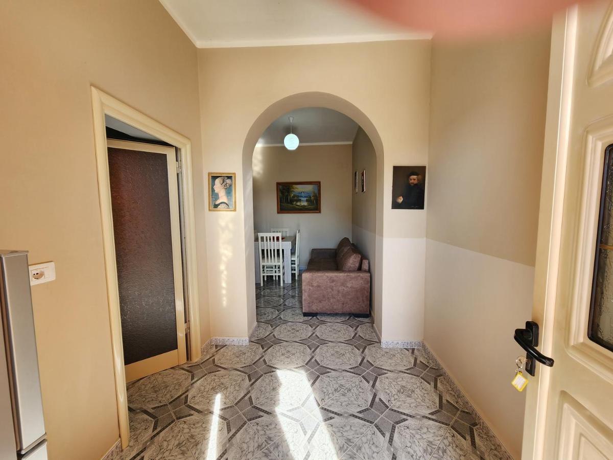Villa Orange Vlore Exterior photo