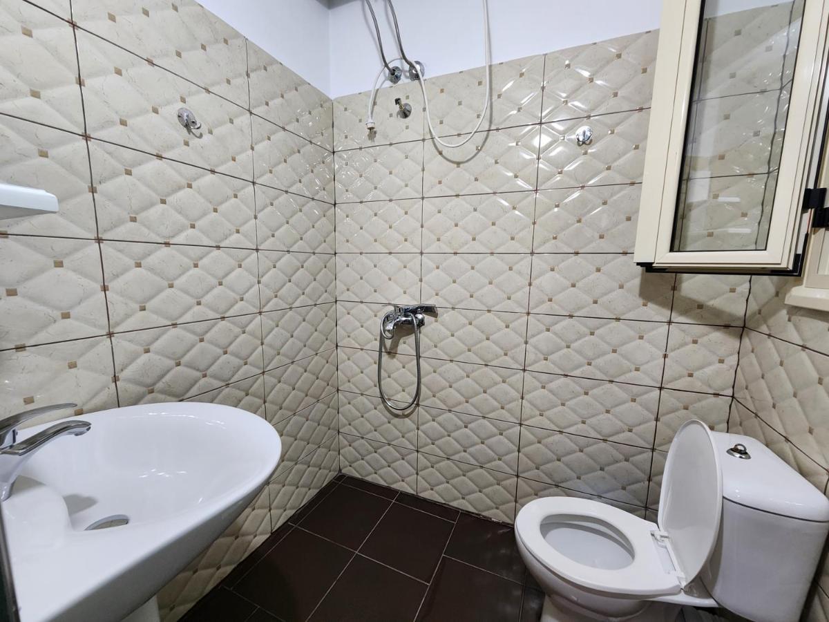 Villa Orange Vlore Exterior photo