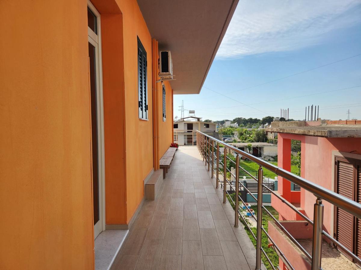 Villa Orange Vlore Exterior photo