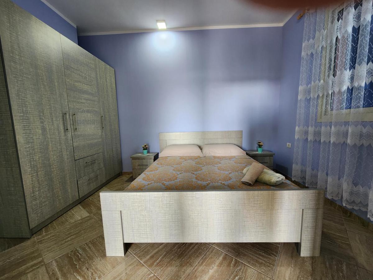 Villa Orange Vlore Exterior photo